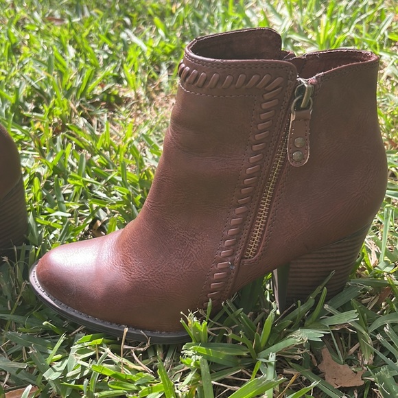 Just Fab Booties - Picture 3 of 8